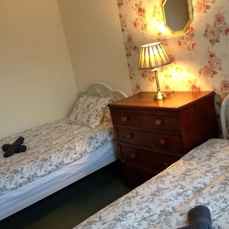 F1- Very Nice City Centre Apartment エディンバラ エクステリア 写真