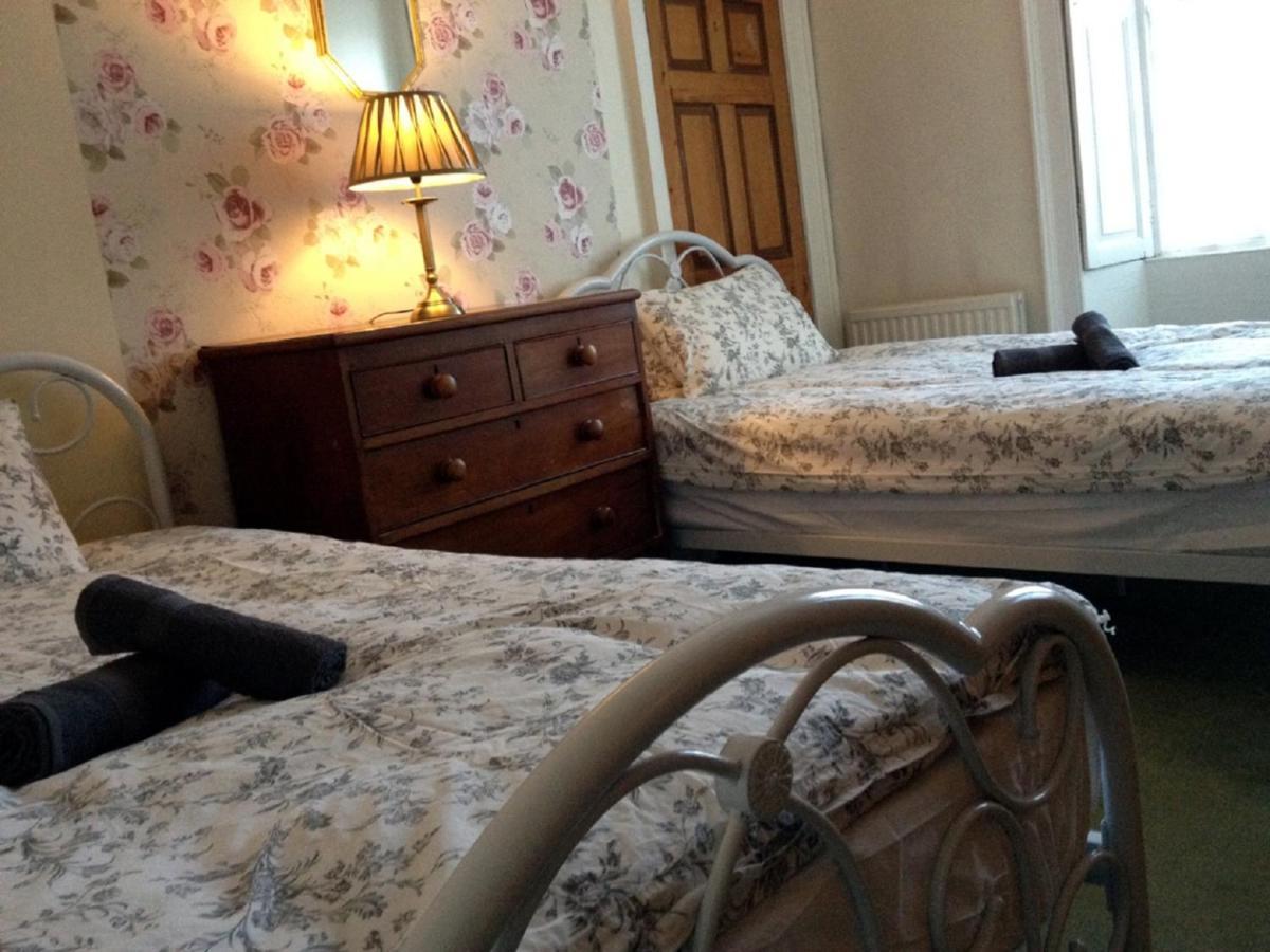 F1- Very Nice City Centre Apartment エディンバラ エクステリア 写真