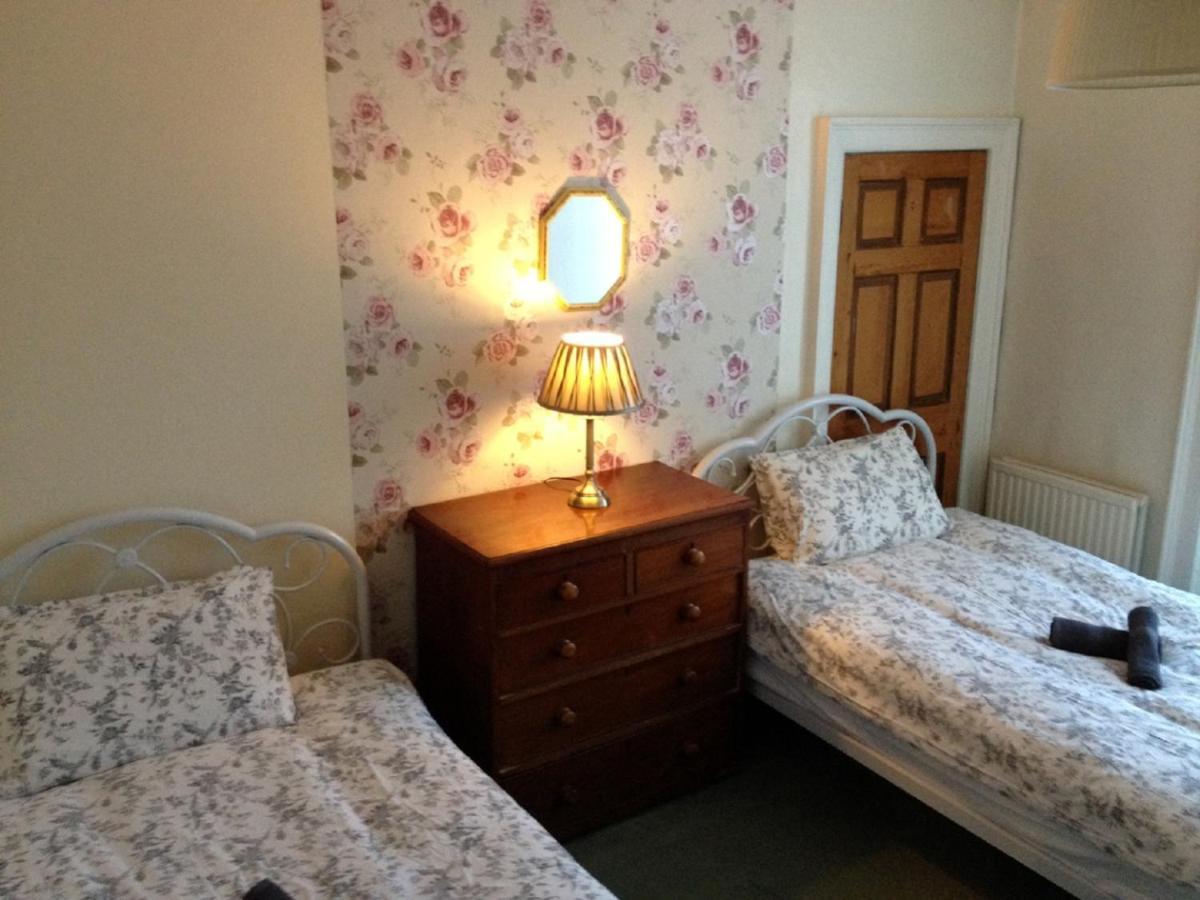 F1- Very Nice City Centre Apartment エディンバラ エクステリア 写真