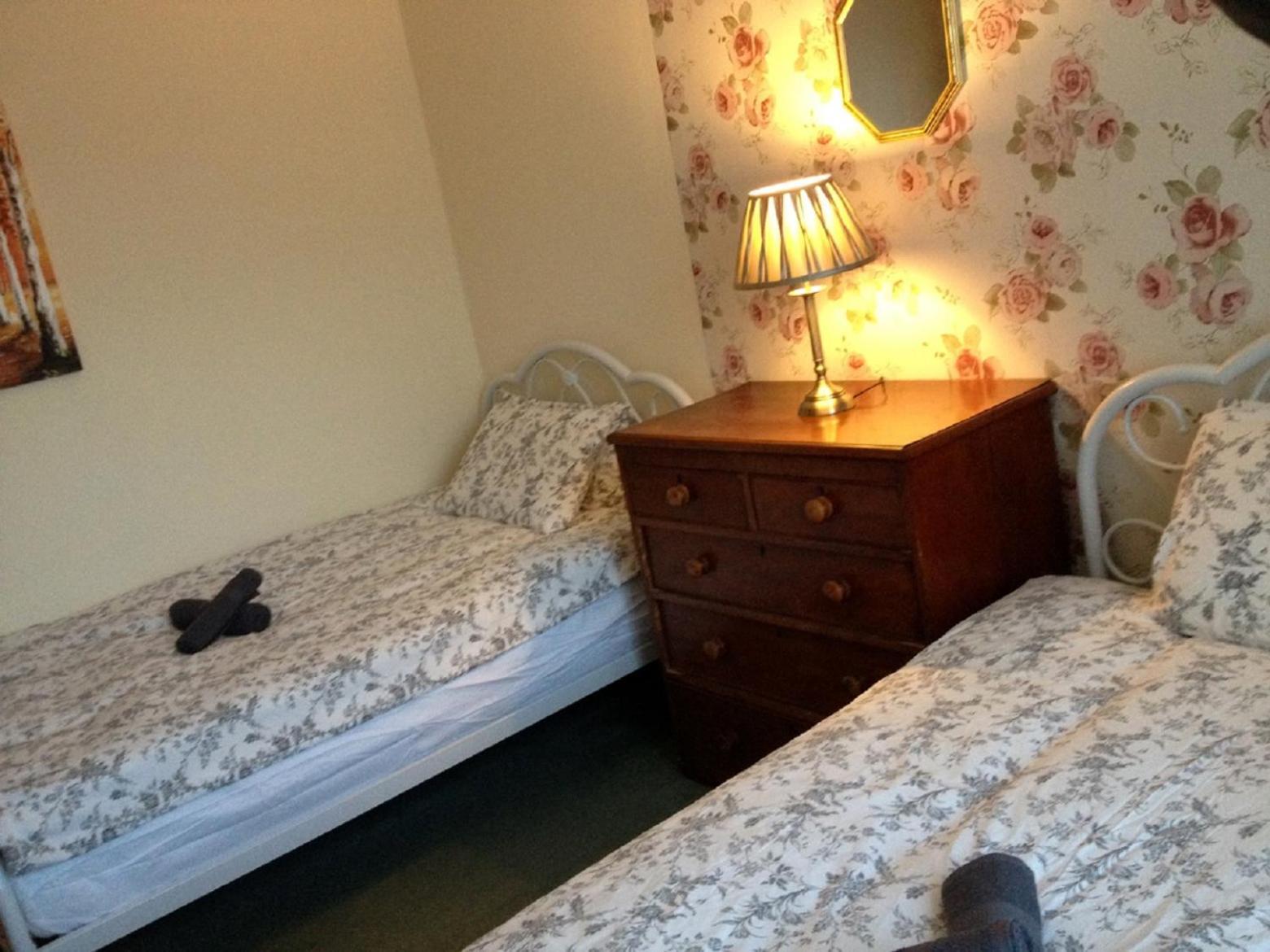 F1- Very Nice City Centre Apartment エディンバラ エクステリア 写真