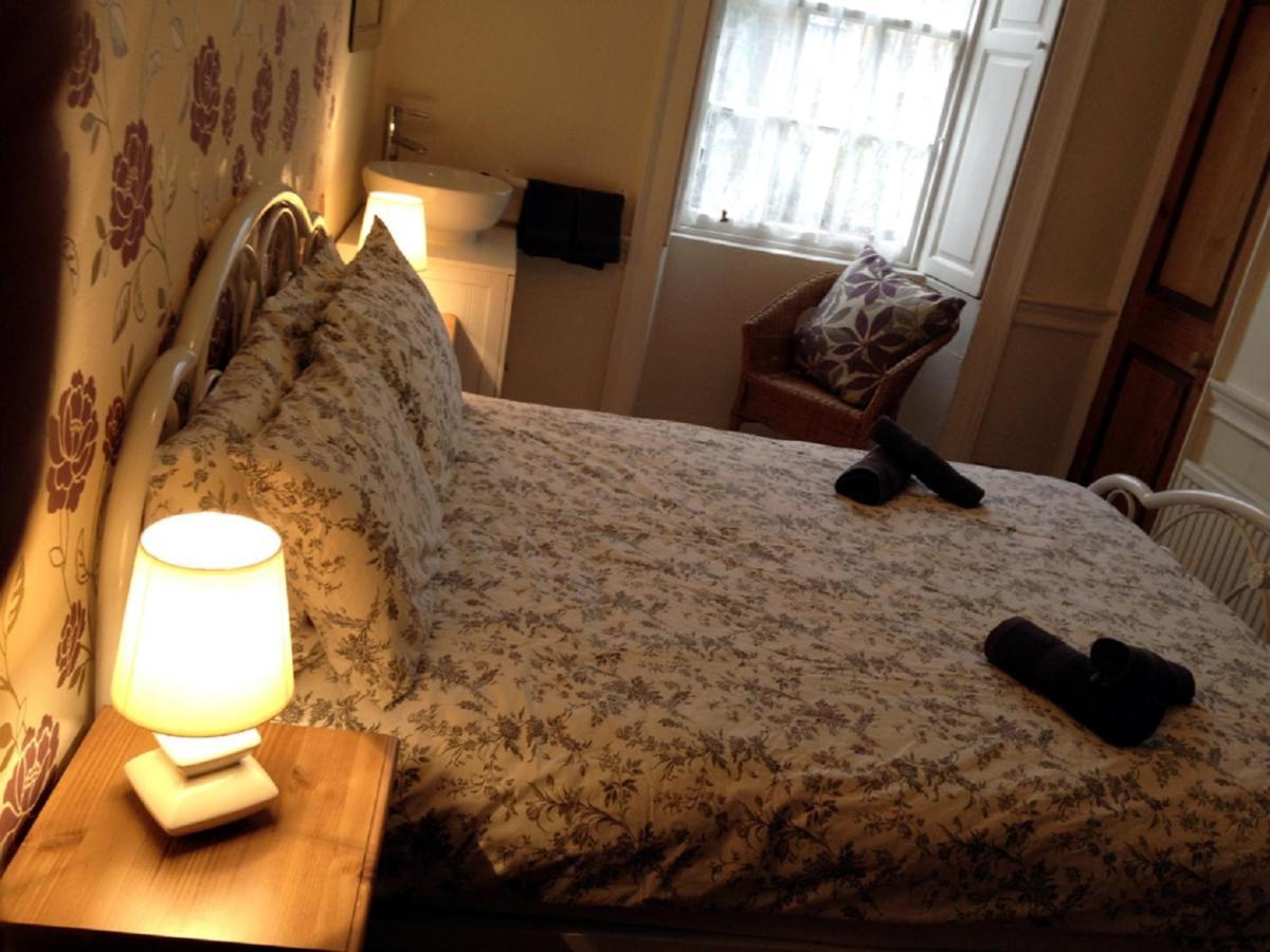 F1- Very Nice City Centre Apartment エディンバラ エクステリア 写真