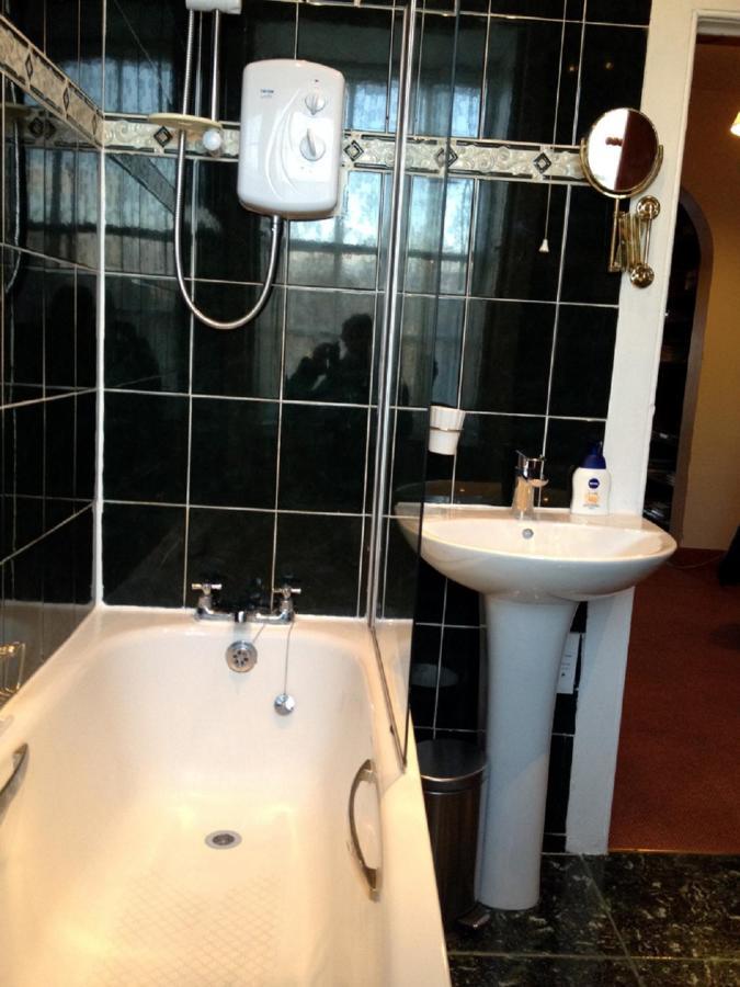 F1- Very Nice City Centre Apartment エディンバラ エクステリア 写真